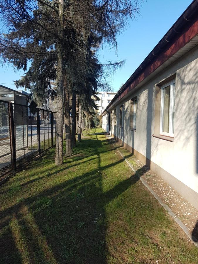 Hostel Rest Kraków Exteriör bild